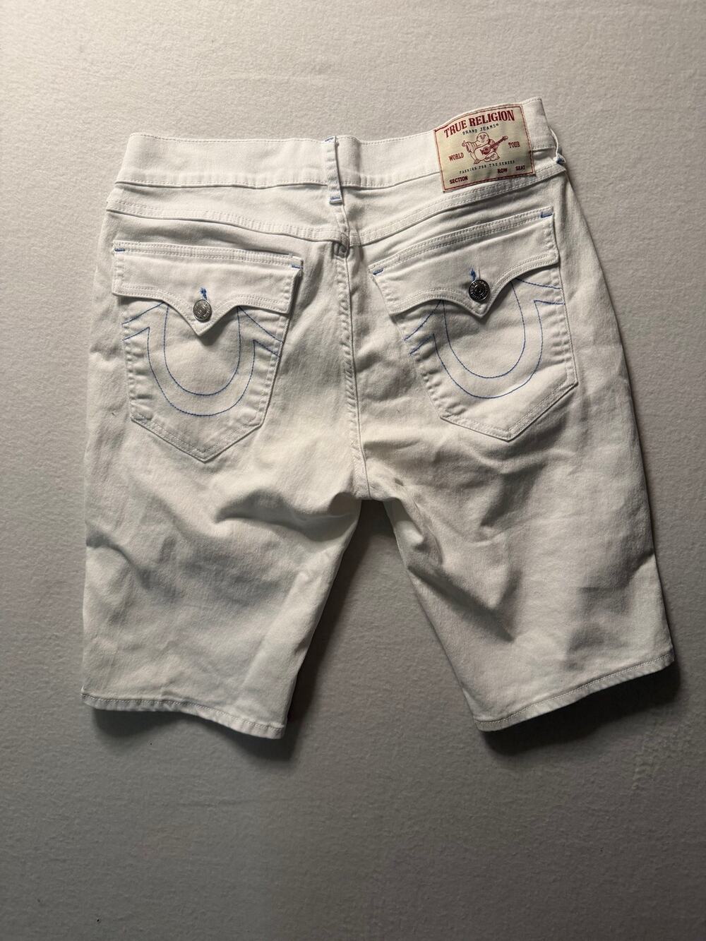 True Religion Ricky Relaxed Straight Denim Shorts White Blue Stitch Size 32